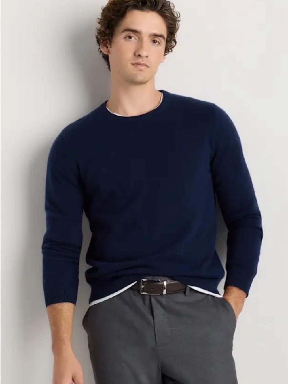 Quince Men's Mongolian Cashmere Crewneck Sweater - Navy - NWTs